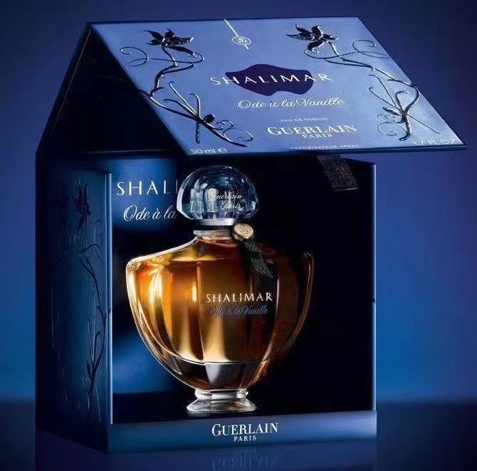 pg电子游戏官方网站摩登日记｜以爱之名那些“醉人”香水背后的